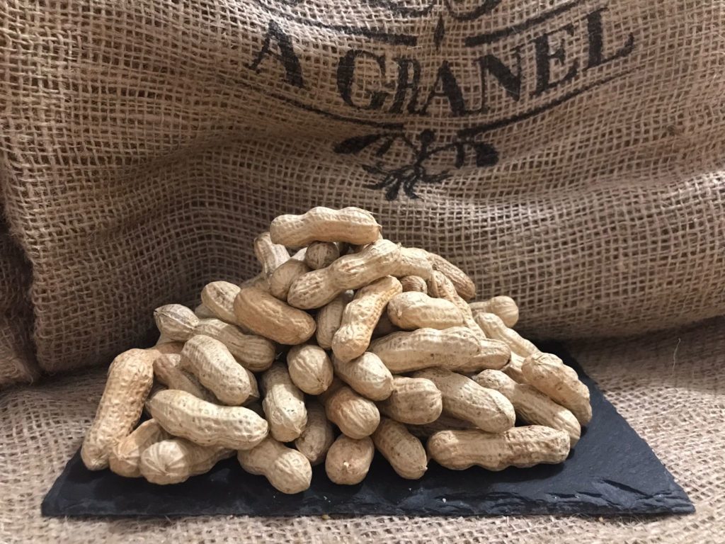 Cacahuete con cáscara tostado sin sal