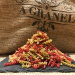 Espirales de arroz integral, espinacas y remolacha a granel