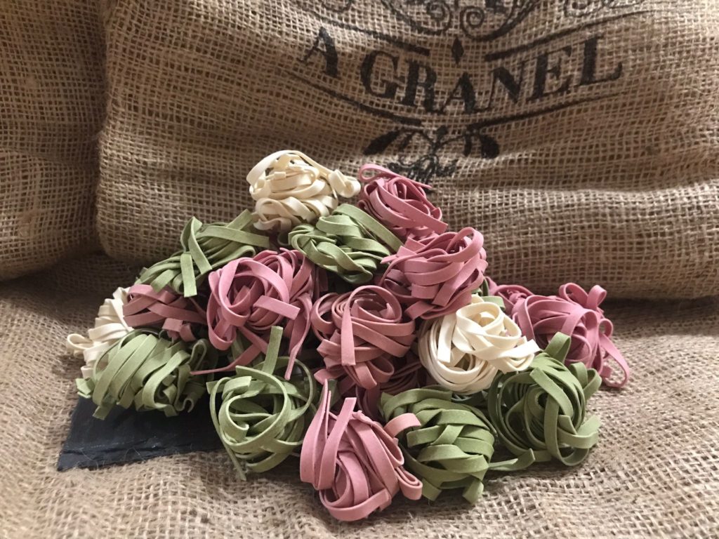 Tallarín de tomate, espinaca y remolacha (Ecológico)